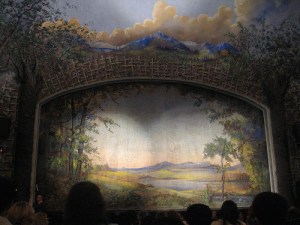 080922_theatre-stage