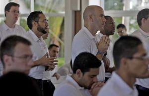 091129_SJVCS-Mass-Holy-Communion